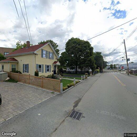 15 Plympton St, Waltham, MA 02451 Townhome Rentals in Waltham MA