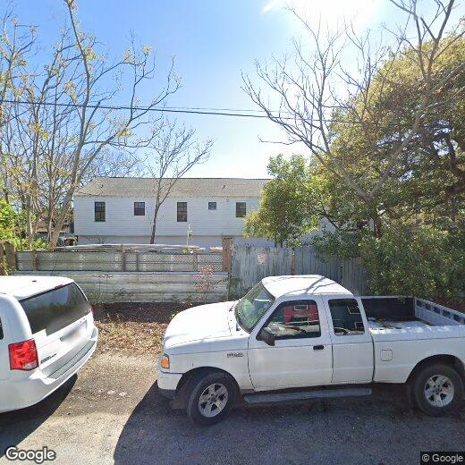 Primary Photo - 1233 Poland Ave