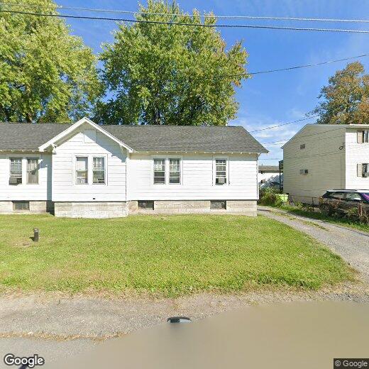 98 Boulevard St, Mattydale, NY 13211 House for Rent in Mattydale, NY