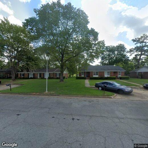 Primary Photo - Kingswood Dr., 424-B