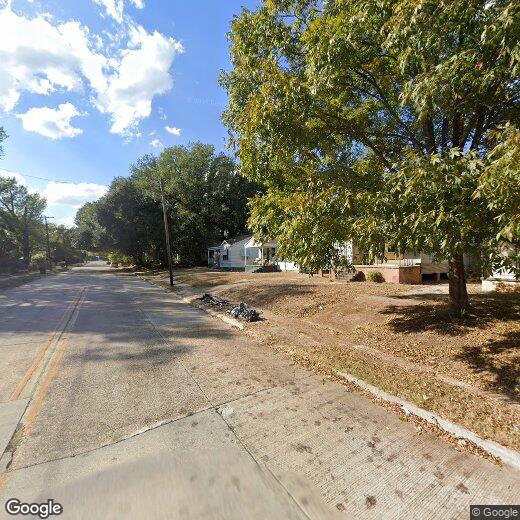 Primary Photo - 2828 Midway St