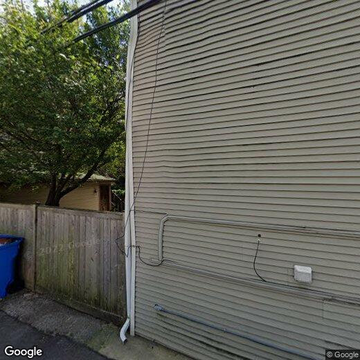 Primary Photo - Lakeview 2+ Bed Duplex, Awesome find!