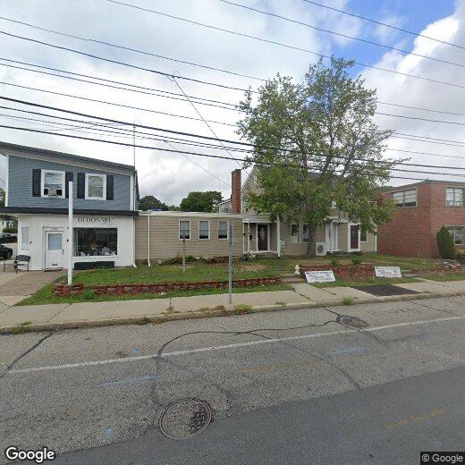 375 N Broadway Unit 1st, East Providence, RI 02916 Room for Rent in
