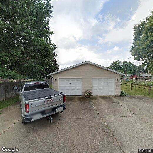 Primary Photo - 776 Cedar Ln NW