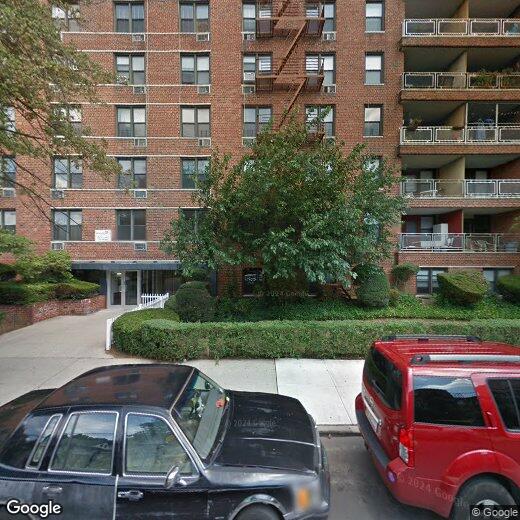 Primary Photo - 1535 E 14th St