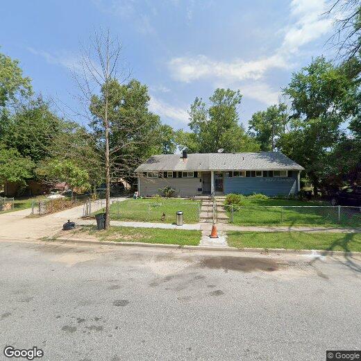 Primary Photo - 7516 Greenleaf Rd