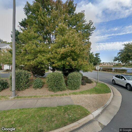 Foto principal - 1724 Lake Shore Crest Dr