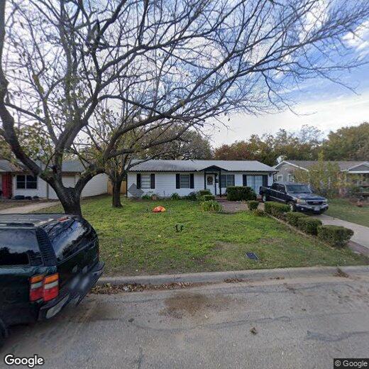 Primary Photo - 907 Collin Dr