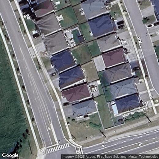 979 Langford Blvd., Bradford West Gwillimbury, ON L3Z 2A5 House for