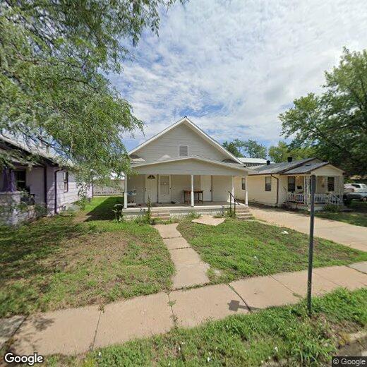 Primary Photo - 704 E Boston St