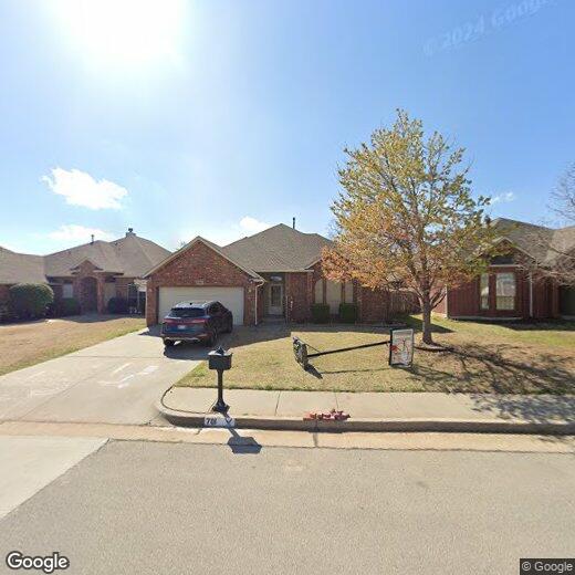 Primary Photo - 701 Oak Creek Dr