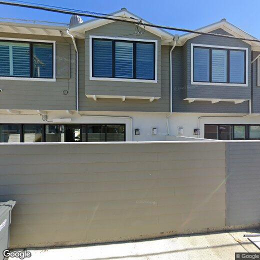 Primary Photo - 712 E Ave