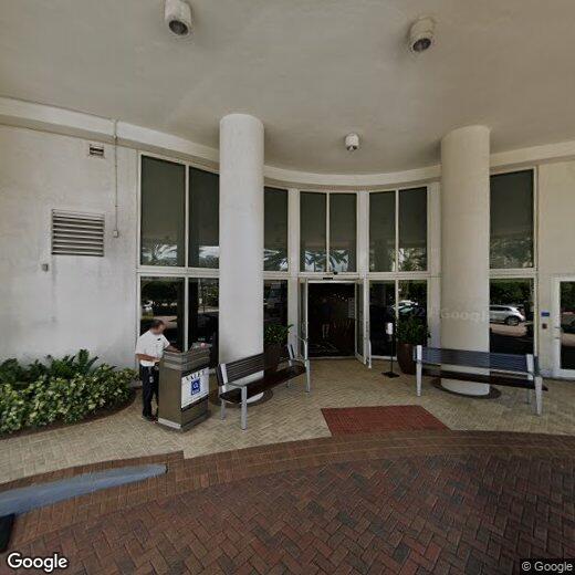 Primary Photo - 17201 Collins Ave