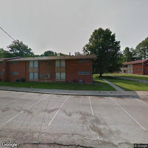 Primary Photo - 1001 Forest Hill Dr