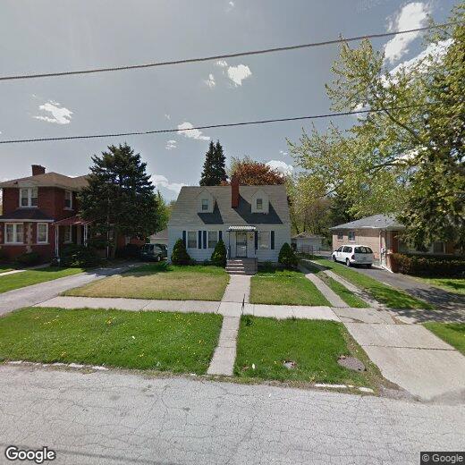 Foto principal - 320 Streamside Dr