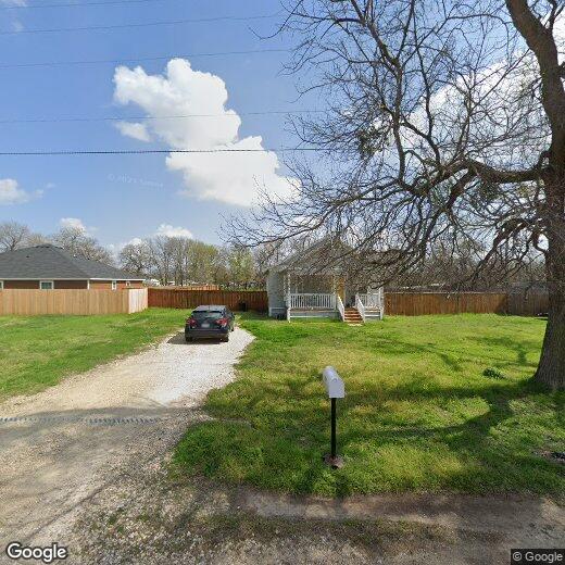 Foto principal - 303 S Wilson Valley Dr