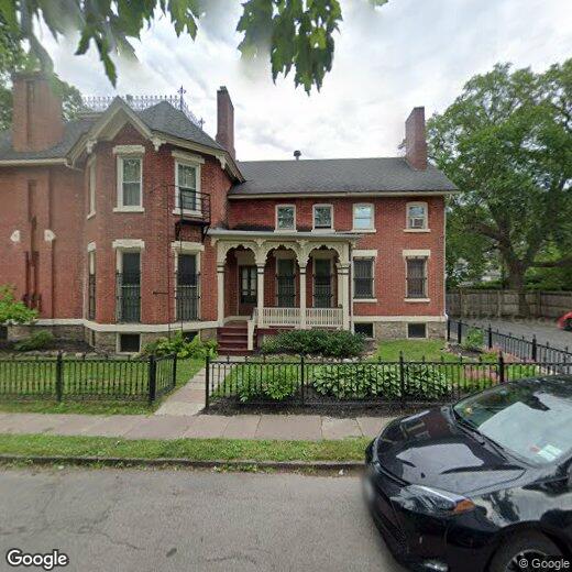 Primary Photo - 80 Alexander St