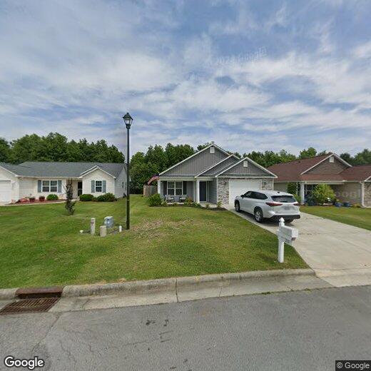 Primary Photo - 204 Murdock Way