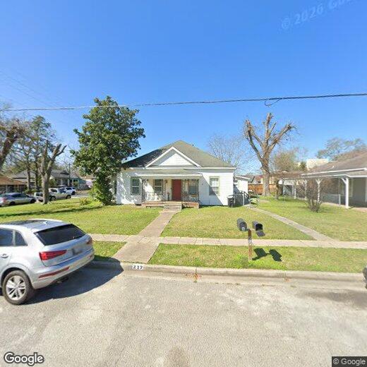 217 S Avenue B Unit A, Humble, TX 77338 Room for Rent in Humble, TX