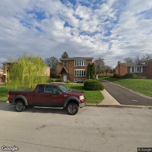 Primary Photo - 16W750-16W757 57th St