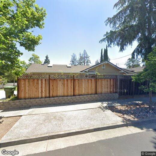 Primary Photo - 135 Green Hill Way