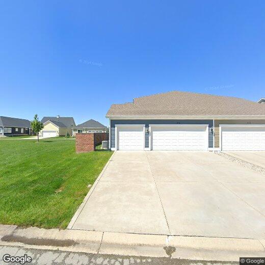 916 Haymarket Ct, Crown Point, IN 46307 Townhome Rentals in Crown