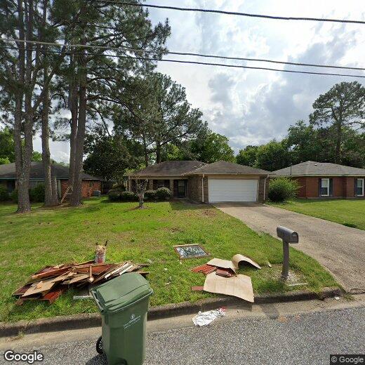 Foto principal - 713 Mary Ethel Dr