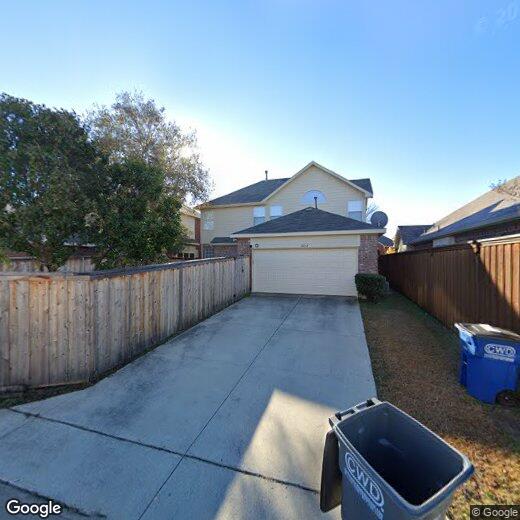 Foto principal - 2032 Camelot Dr