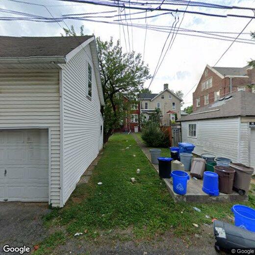 836 Delaware Ave Unit 3, Fountain Hill, PA 18015 Room for Rent in