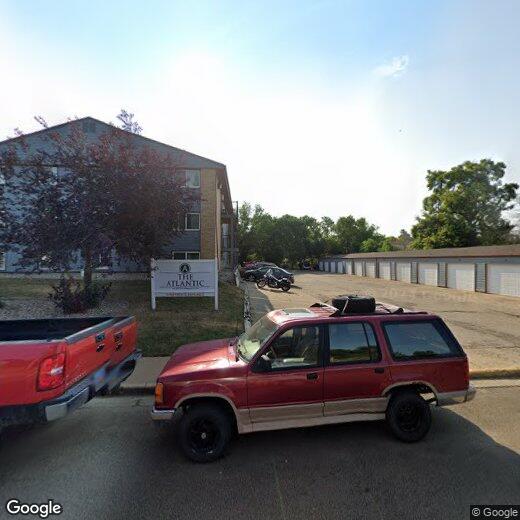Primary Photo - 127 8th Ave E