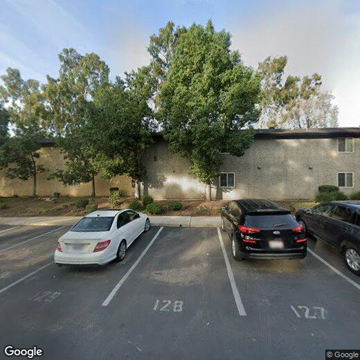 Primary Photo - Large 2 Bed 1 Bath Condo