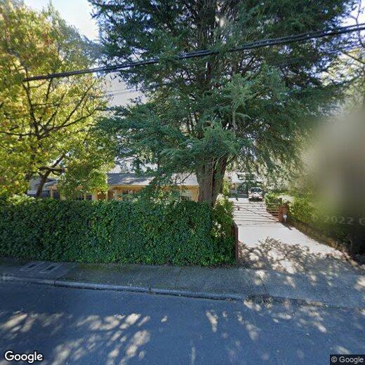 Primary Photo - 1621 Madrona Ave