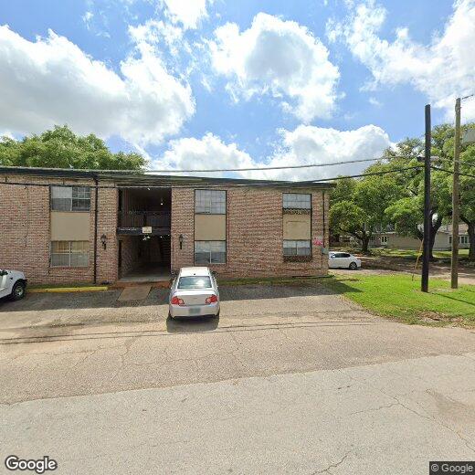 Primary Photo - 2400 5th St