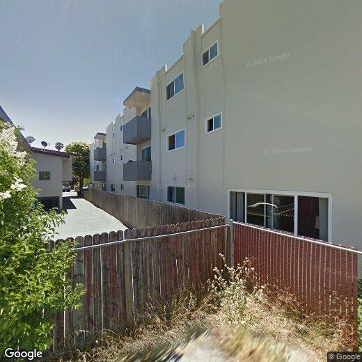 Primary Photo - 450 Vera Ave