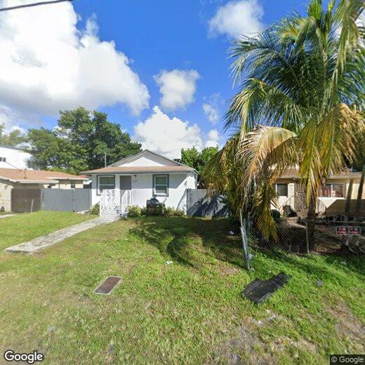 Foto principal - 1437 NW 70th St