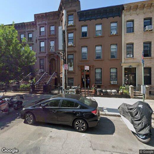 Primary Photo - 1060 Dean St