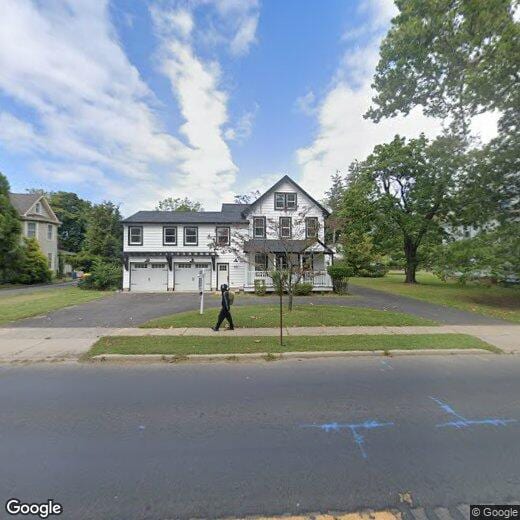 Primary Photo - 555 Cedar Ave