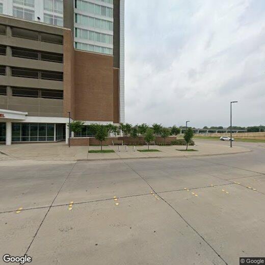 Primary Photo - RD069 - Courtyard View 1BD & Study Luxury ...