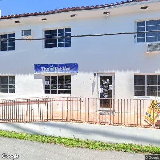 Foto principal - 7116 Bay Dr