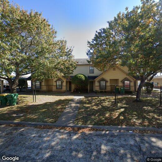 Primary Photo - 135-141 Bentwood Dr