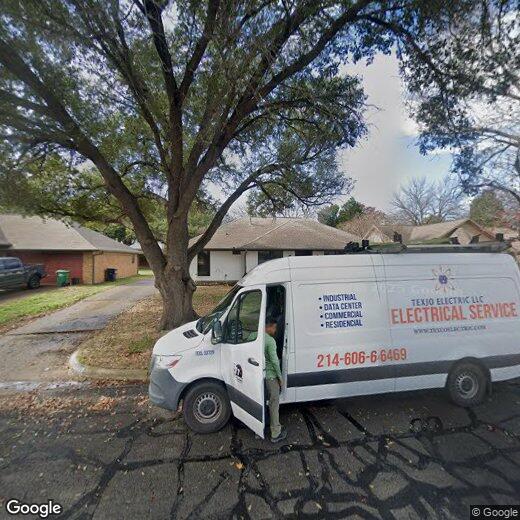 Primary Photo - 2219 N Lake Trail