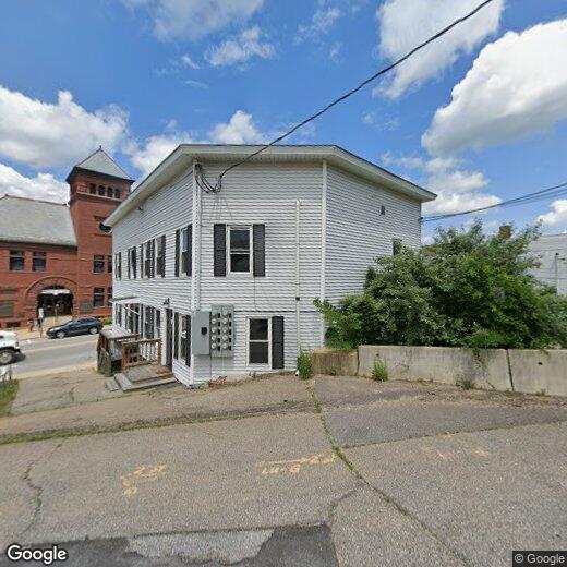 321 Central St Unit 9, Franklin, NH 03235 Room for Rent in Franklin, NH