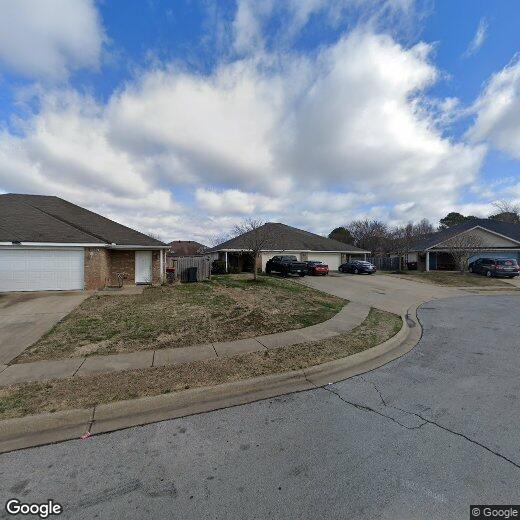 Foto principal - 1132 Remington Dr