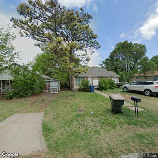 Foto principal - 313 W Maple Ave