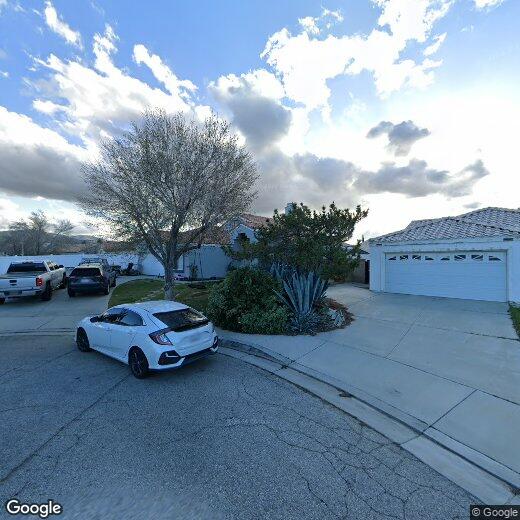 Foto principal - 36711 Sulphur Springs Rd