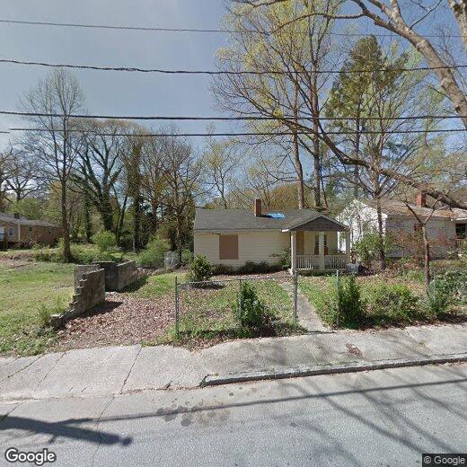 Primary Photo - 686 Center Hill Ave NW