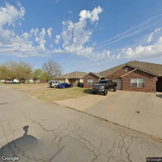 17 W 42nd St, Sand Springs, OK 74063 House for Rent in Sand Springs, OK