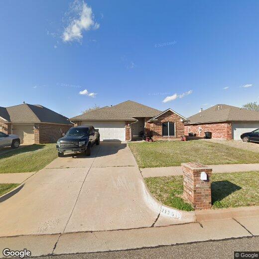2125 NE 7th St, Moore, OK 73160 House Rental in Moore, OK