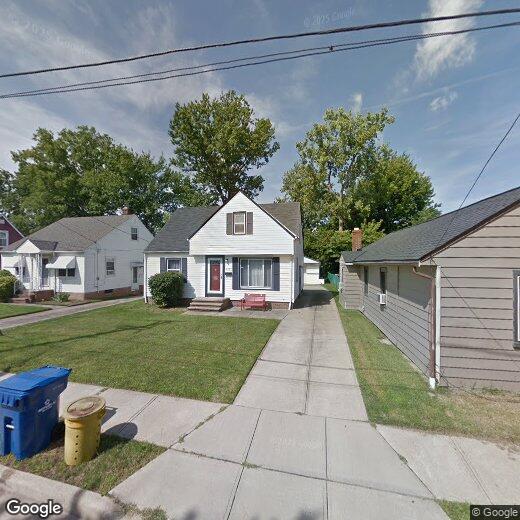 468 E 300th St, Willowick, OH 44095 House for Rent in Willowick, OH