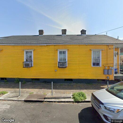 Primary Photo - 3028 Laurel St